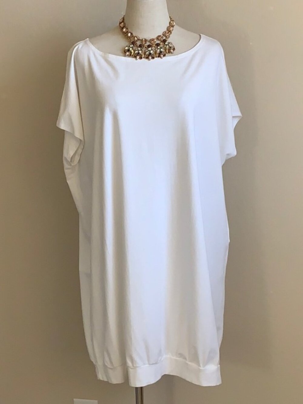 🍇Bryn Walker White Boatneck Short Sleeve Top/Tunic🍇
